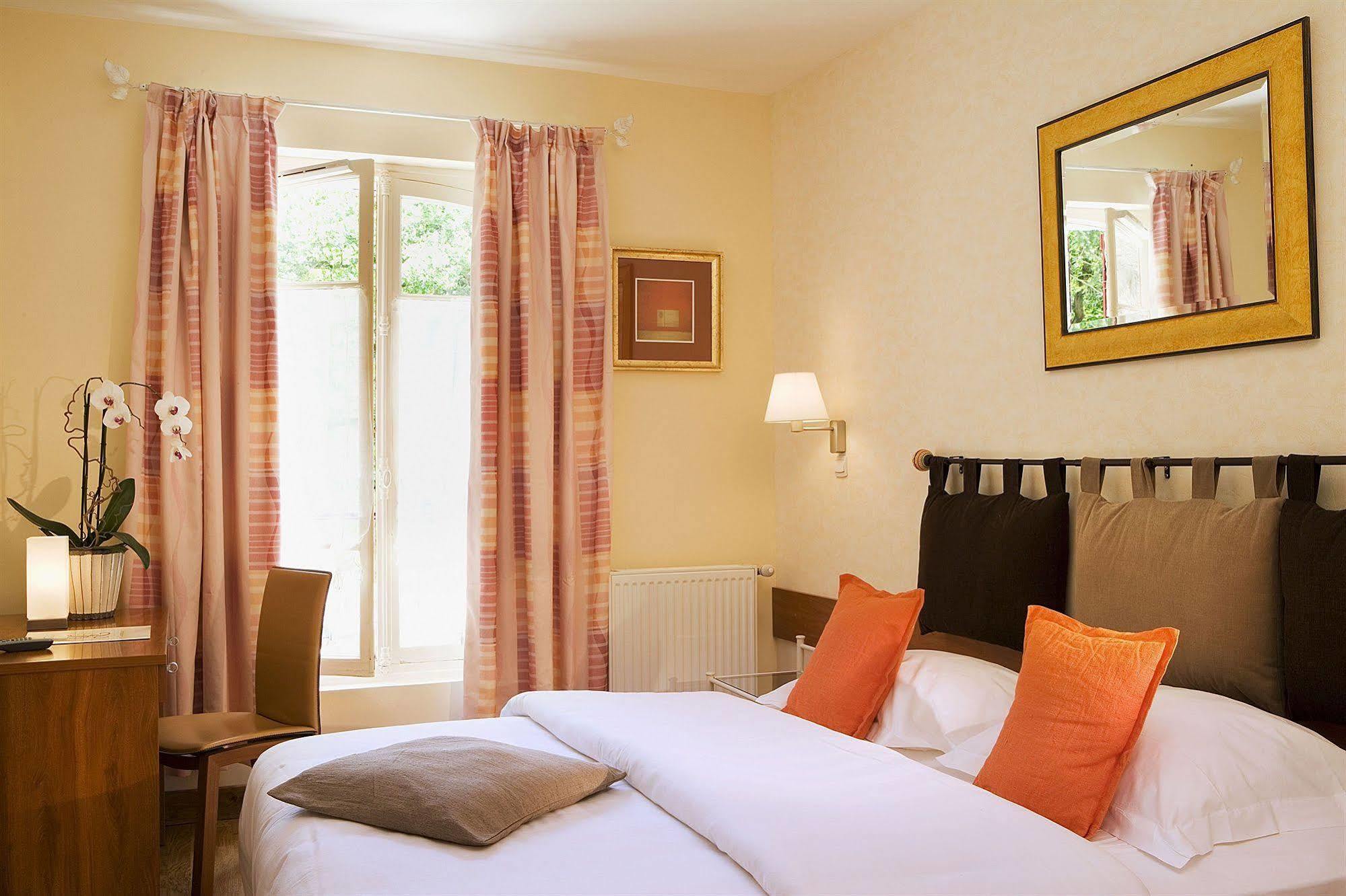 Lamorlaye Hostellerie Du Lys מראה חיצוני תמונה